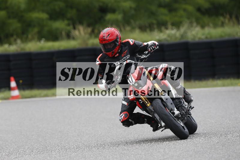 /37 28.07.2025 Dunlop Ride und Test Day ADR/Einsteiger gruen/17